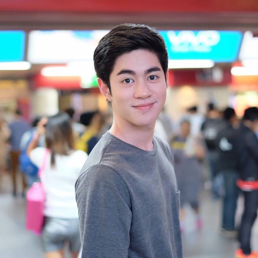 rit_ning's tweet photo. รัชชานนท์ เรือนเพ็ชร์ (กัน)
เกิดวันที่ 2 พ.ย. 2539 อายุ 24 ปี
The brothers คนนี้ไม่ได้มีดีแค่หน้าตานะ ร้องเพลงก็เพราะ เต้นก็เก่ง แสดงก็ได้ น้อววววว
มารักน้องกันกันเยอะๆน๊าา
ฝากน้องกันไว้ในอ้อมกอดของทุกคนด้วยค่าาา
#GunRatchanon
#Gunthebrothersth
#TheBROTHERsTH https://t.co/Da3dRydG38