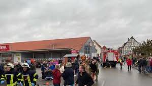 #Germany #Volkmarsen

Images of the area were the incident happen. The prepartor is arrested. No info is given if he was drunk or he did this as a attack ! 15 Injured most were childrens