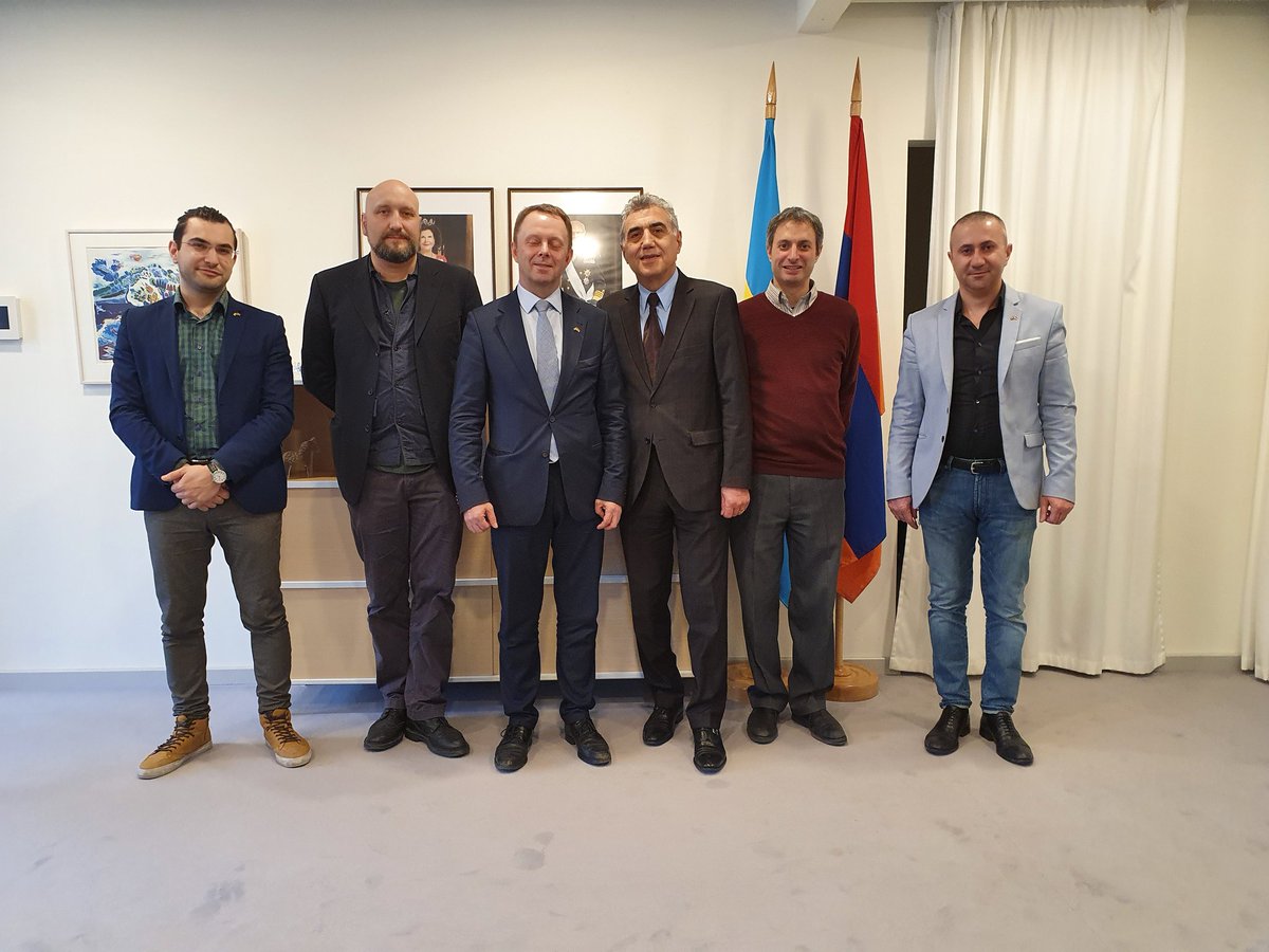 Jesper Hall tweet media