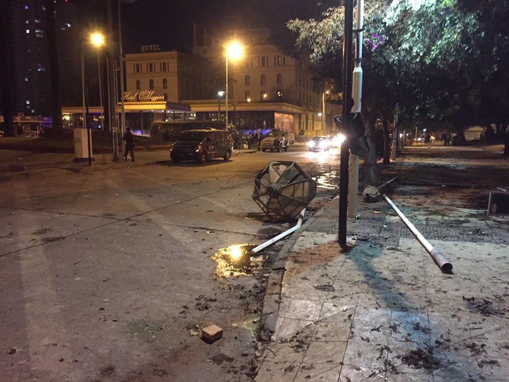 cotyreginato's tweet photo. Quiero hablarle al Presidente Piñera y decirle: Hasta cuándo los delincuentes son dueños de las calles….los chilenos necesitamos vivir en paz. #VIÑA #CHILE
Virginia Reginato https://t.co/vEH4mTpZzc