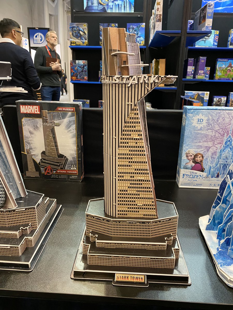 Marvel Avengers Tower 3D Puzzle