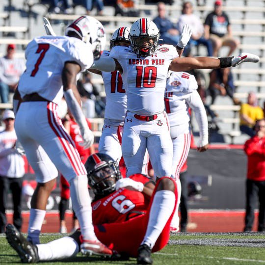 iam_amo2130's tweet photo. Blessed to receive an from Austin Peay State University 🔴⚪️⚫️ 🙏🏽 @Dbowman85 @WhitehavenTiger @DemetricDWarren @CSmithScout @rmtru54 @Whitmo38 @AllAmericaGame https://t.co/AkTSLaTBJD