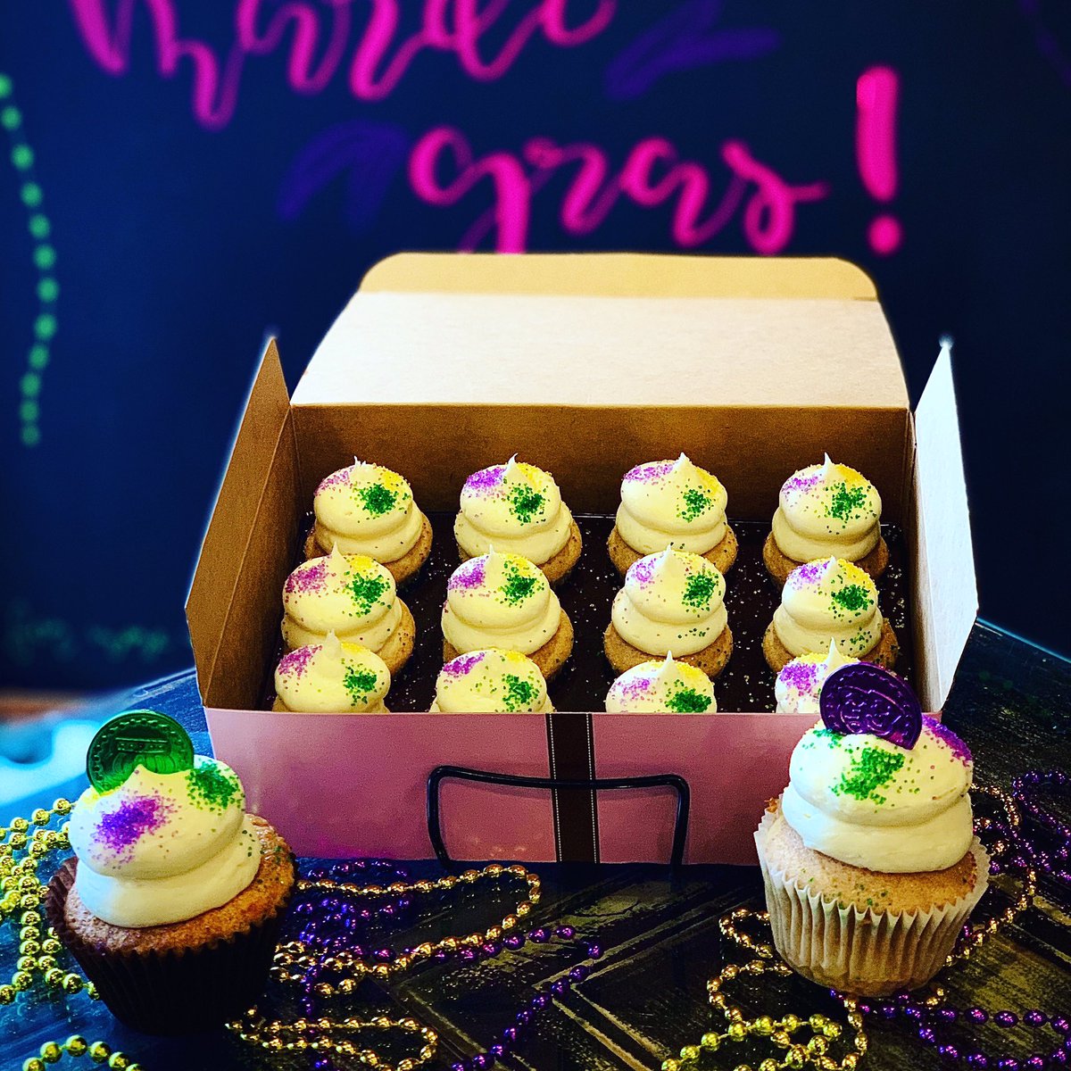Gigisindy's tweet photo. Come celebrate mardi gras with mini, gluten free and regular King Cakes @fishersin https://t.co/MS2AWcrIyX