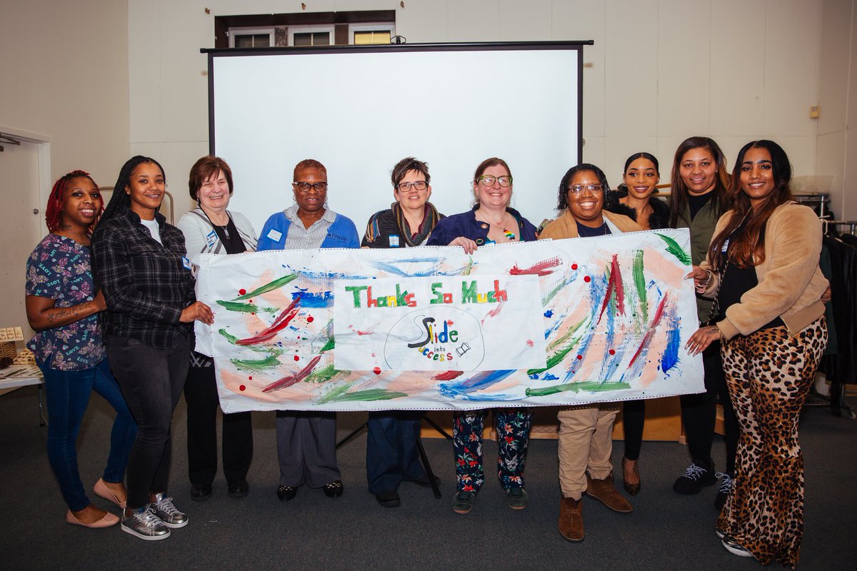 SmithPlayground's tweet image. Congratulations to the 20 early childhood professionals and 10 North Philly childcare centers who completed #SlideIntoSuccess, the early childhood teacher training program that Smith, Parent Infant Center and @FirstUpEarlyEd launched in 2019! More photos: facebook.com/SmithMemorialP…