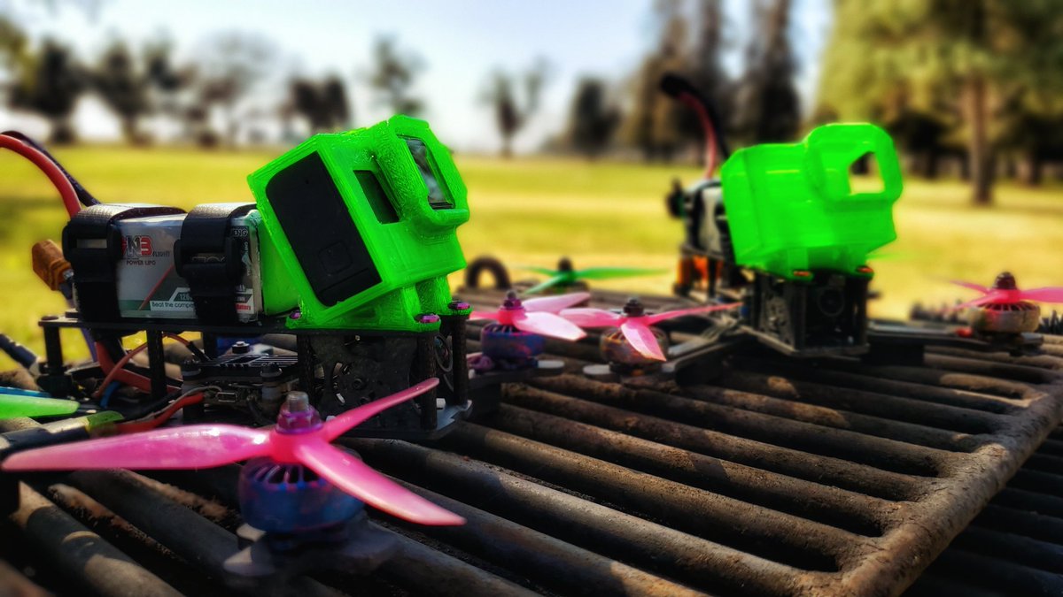 voidvader55's tweet photo. Twins

#fpv #fpvfreestyle #fpvaddiction #fpvlife #fpvdrone #quaddiction #quadcopter #drone #gopro #teamblacksheep #ethix #ethixltd #rotorriot #fatshark #cnhl #gnb #iflight #xing #xingmotors #runcam #foxeer #hqprops #ethixs3 #ethixs4 #tbssourceone https://t.co/gzB4g3VnYJ