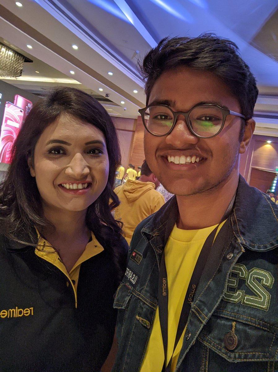 shubhamdutt13's tweet photo. Hey @nidhi_bhatia
#realmeX50Pro
#real5 #realmeindia https://t.co/AGgX6ZqsMV