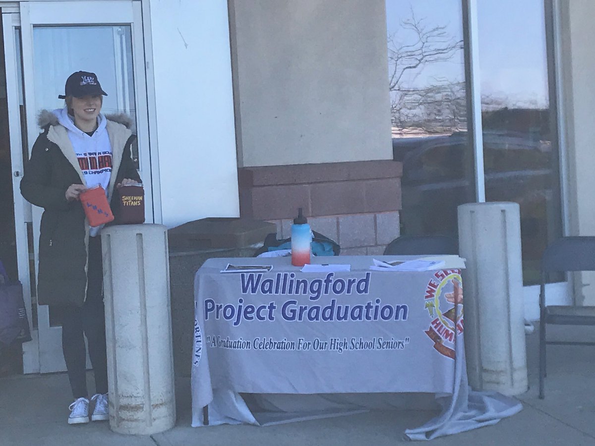 projectgradwlfd's tweet photo. A big THANK YOU to everyone who donated this weekend &amp; all of those who volunteered there time! You Rock!!
@MTSheehanHS @MTS_StuCo_1920 @MTSbaseball2020 @MTS_Counselors @mtsgl20 @LymanHallBand @LHCounseling @LHHSAthletics @lymanhallguard @SalMenzo https://t.co/5Avl68GUxE