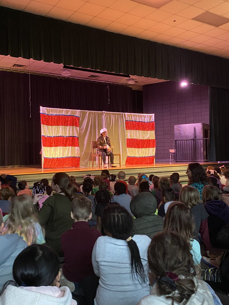 Enjoying a great informative performance about Martin Luther King Jr. <a href="/PowellesPLAY/">Powell Elementary</a>