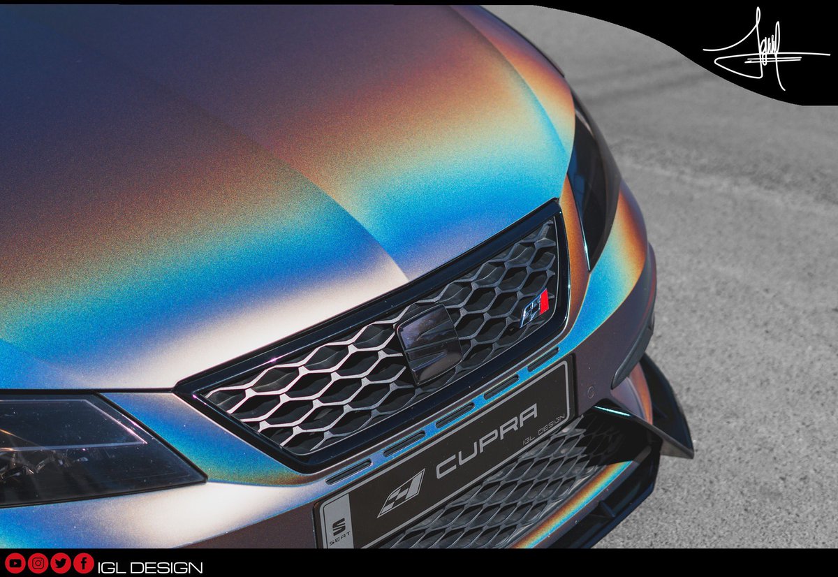 IGLdesign's tweet photo. Porque conformarse con un color cuando puedes tener varios al mismo tiempo 🎨

#igldesign #Mty #carwrapping #carwraps #MondayMorning https://t.co/B6joVduFTt