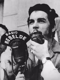 RayPasto's tweet photo. "¡Aquí Radio Rebelde!" El #24DeFebrero de 1958 comenzó sus transmisiones para llevar la verdad sobre la lucha revolucionaria. Desde @10Dme10 felicitamos a su colectivo que sigue ¡al ritmo de la vida! https://t.co/t1YS4Vlvo9
