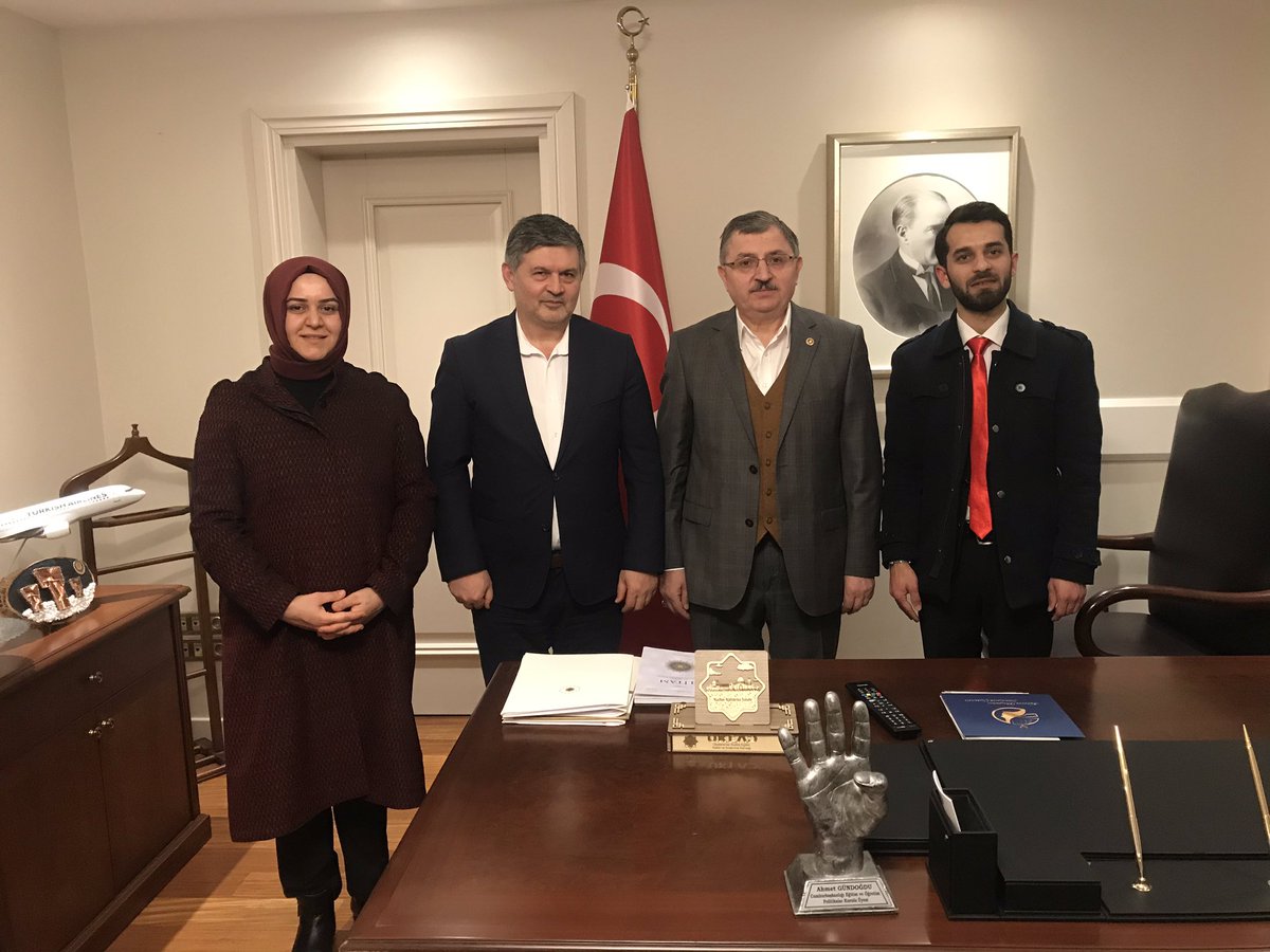 Uluslararası Kudüs Eğitim Kültür ve Araştırma Derneği (UKEAD) Başkanı Taner Yüncüoğlu ve Yardımcılarıyla #Kudüs’ü ve yapılması gerekenleri konuştuk.

Gayretleri ve ziyaretleri için teşekkür ediyorum.