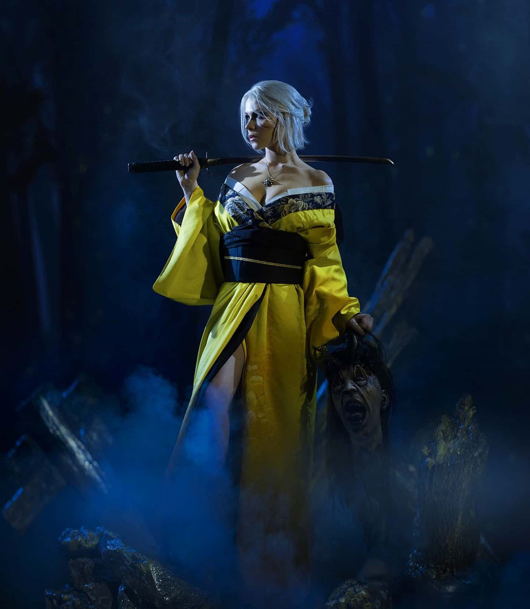 thewitcher's tweet photo. Ciri: @Irine_Meier 
Photos: @Fokken_Greed https://t.co/u3u5jvooGF