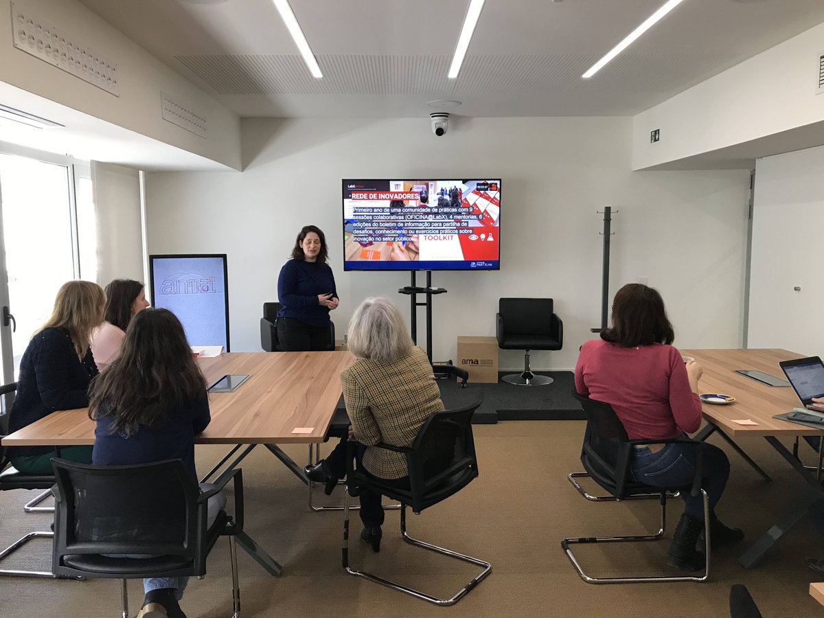 LabX_govpt's tweet photo. We presented a practical guide for applying tools throughout an #experimentalproject. This instrument helps to reflect on the objectives of these projects, their stakeholders and to choose the best methods and tools for each moment based in our #Toolkit» https://t.co/AJBcOsLT2B https://t.co/wdEuCfUqq7