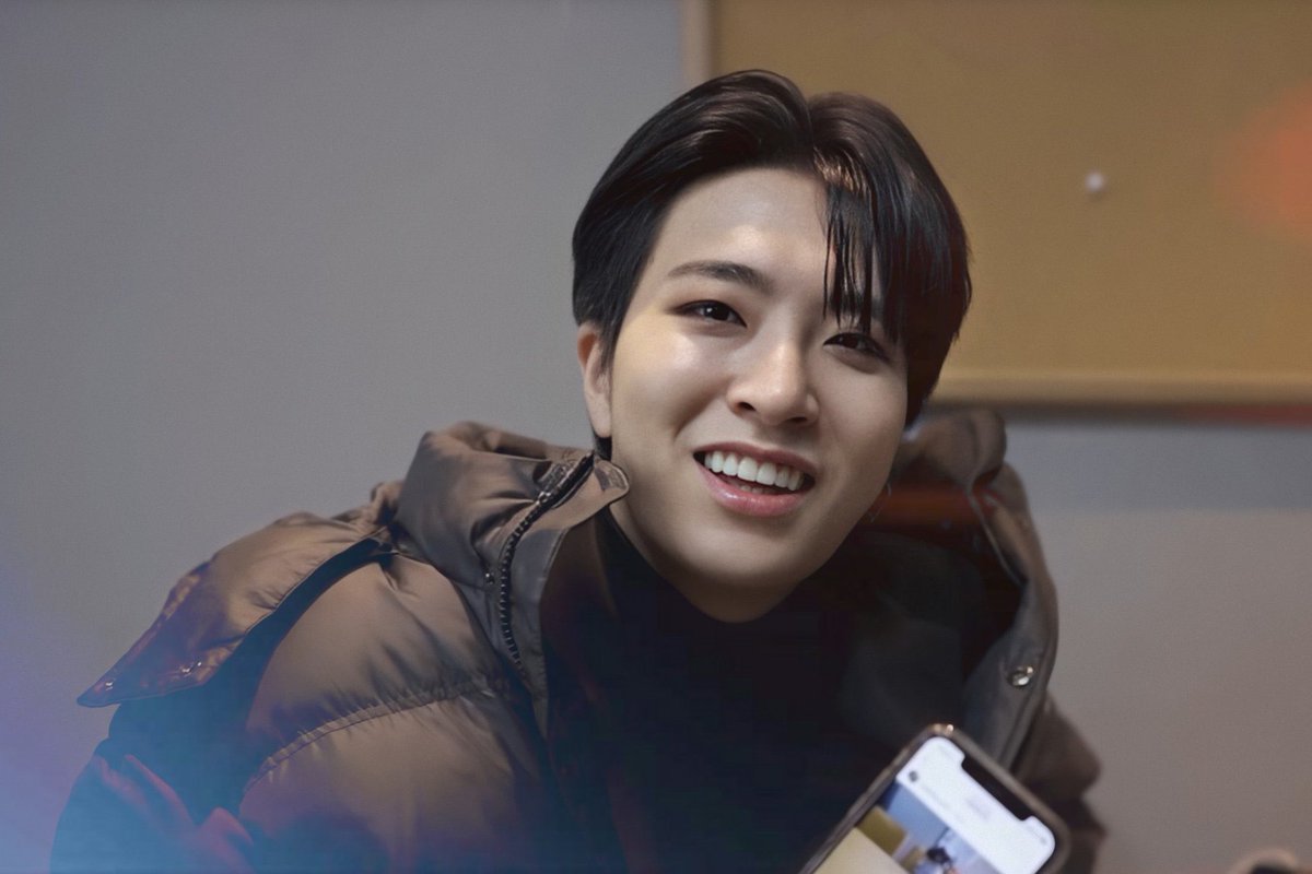 please please take a good care of yourself  I hope you eat what you want to eat and take a good rest everyday, do whatever makes you happy always, youngjae 