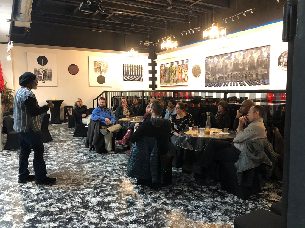 The_Bentils's tweet photo. Our space is your space! 

#eventspace #rentourspace #stlouis #westendstl #community #atthebentils #fellowship #artgallery #eventspace #eventplanner #AtTheBentils #blackownedgalleries #blackowned #blackownedkitchen #blackownedeventspace #stlblackowned https://t.co/Ep482a7c7f