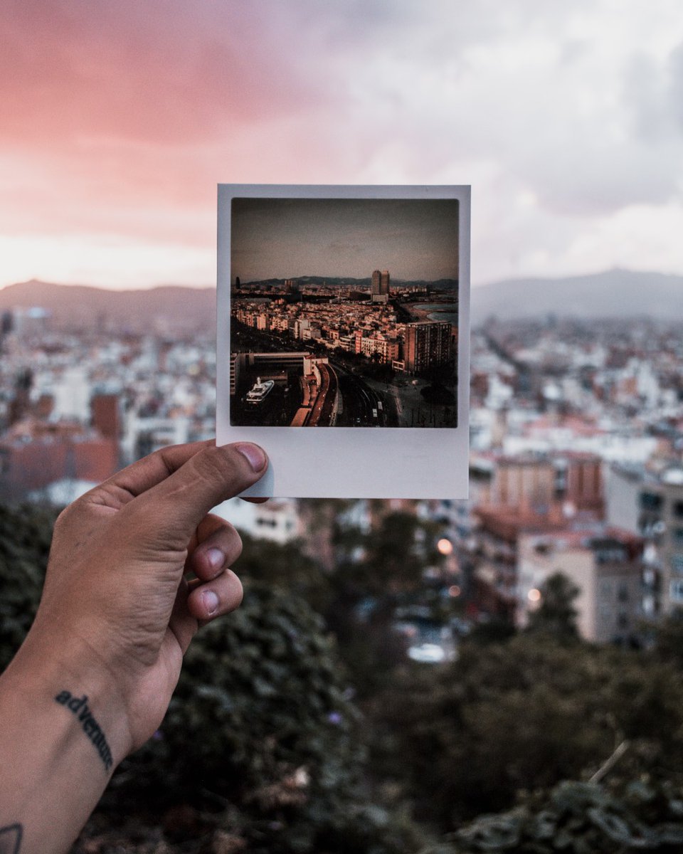 aspasiosrentals's tweet image. Collecting #Barcelona memories 📸
What are you waiting for to collect your own?

Book one of our modern &amp;amp; fully-equipped #apartments on
👇👇 
ow.ly/fIyD50yu2sL