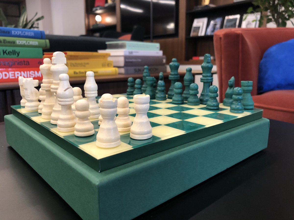 MeetHospitality's tweet image. Life is a chessmatch - come prepared to win. 

#welcometomeet #meetnyc #mondaymotivation #peptalk #meetonbroadway #meetonchrystie #meetonmadison #nyc #meetingprofs
