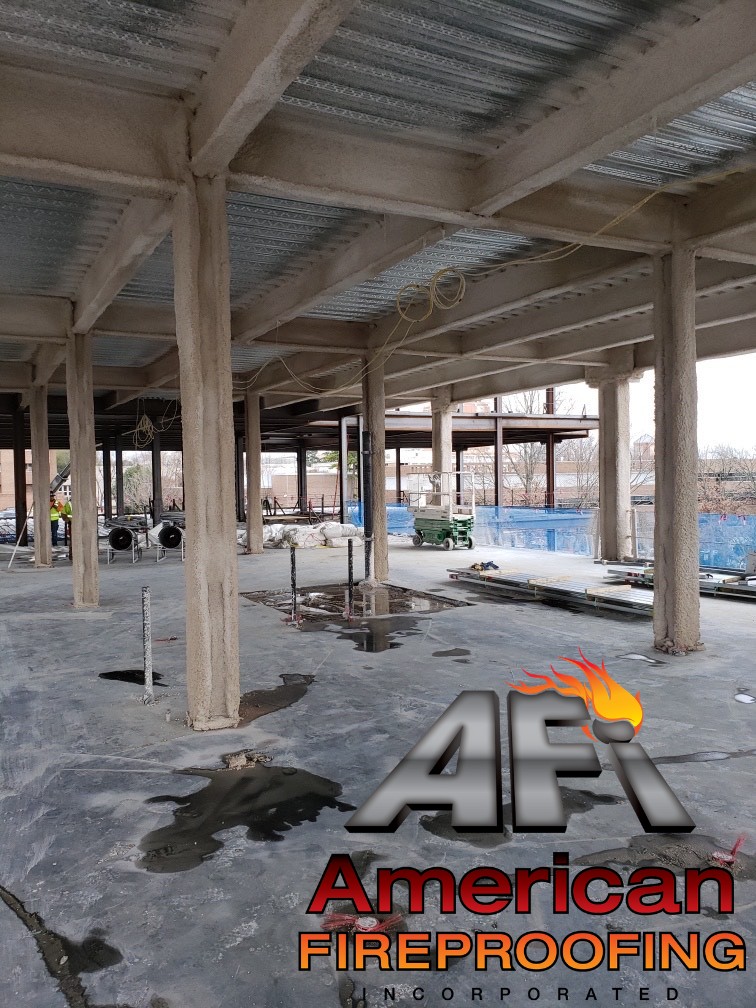 AFireproofing's tweet image. 🔥 #MondayMotivation The AFI team working hard at the @unccharlotte Science Building Project with the @balfourbeatty team. AFI is spraying @Isolatek #CAFCO 300 HS on the interior and CAFCO 400 on exposed locations. #fireproofing #fireproof #construction #UNCC