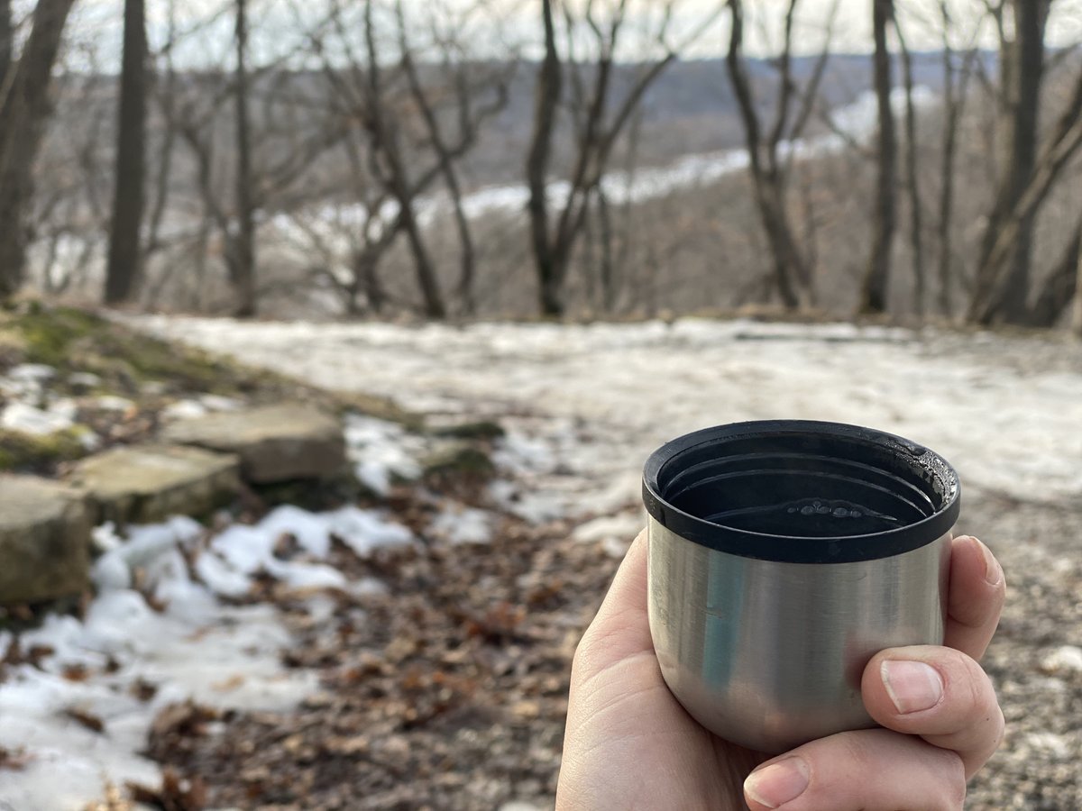LilWoodsHerbal's tweet image. Winter or summer, a day outside is always better with a cup of tea. Where do you take your tea to go? #dailytea #ledgesstatepark #winterhike #teatogo #hikeiowa #iowastateparks #counciltrail @AllTrails