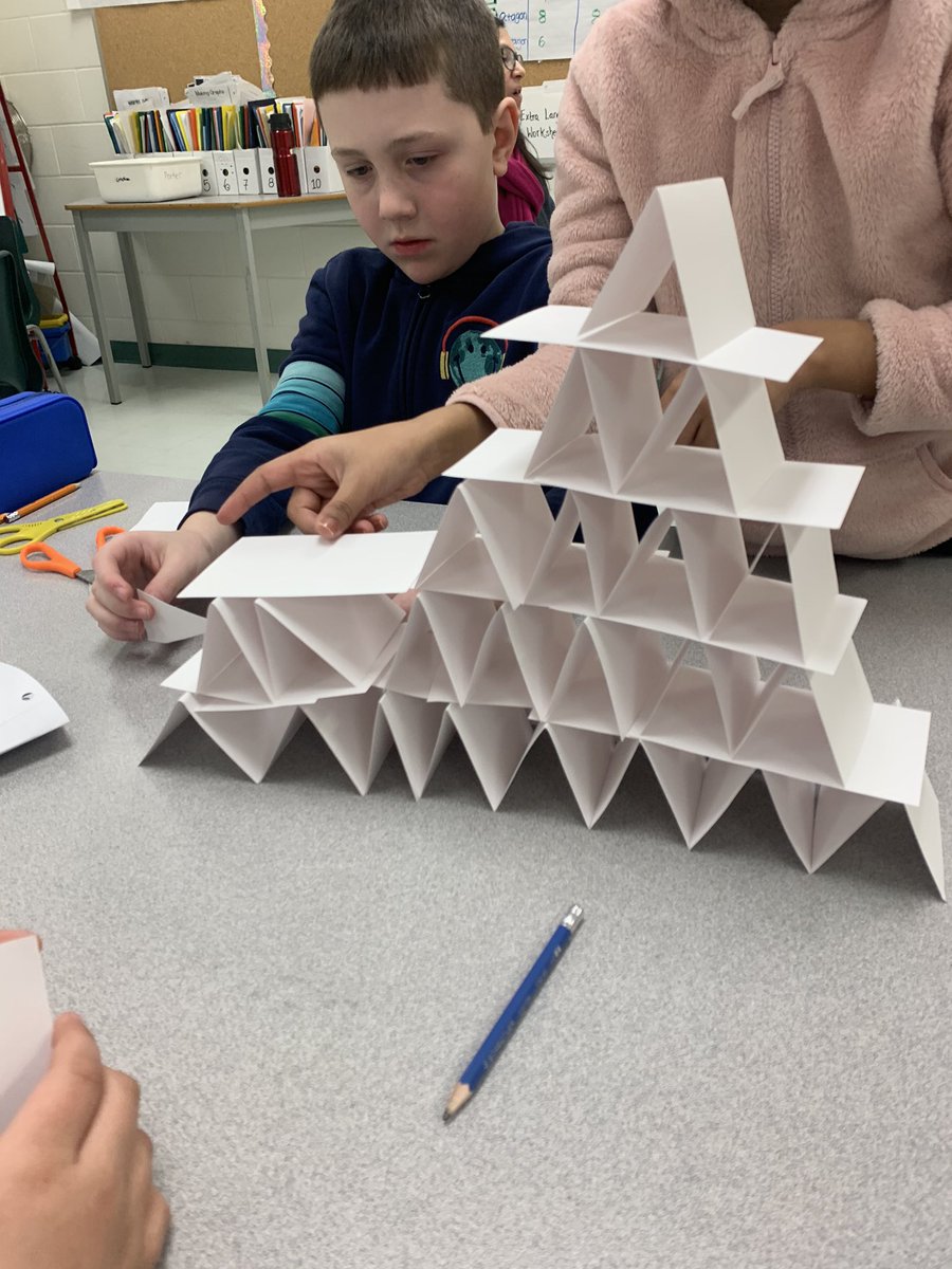 MissRachner's tweet photo. Goal: build the tallest stable structure with the given materials. The result..πππ½ππ½ #futurearchitects #stablestructures @stmonicagators https://t.co/DQjEwBOYy9
