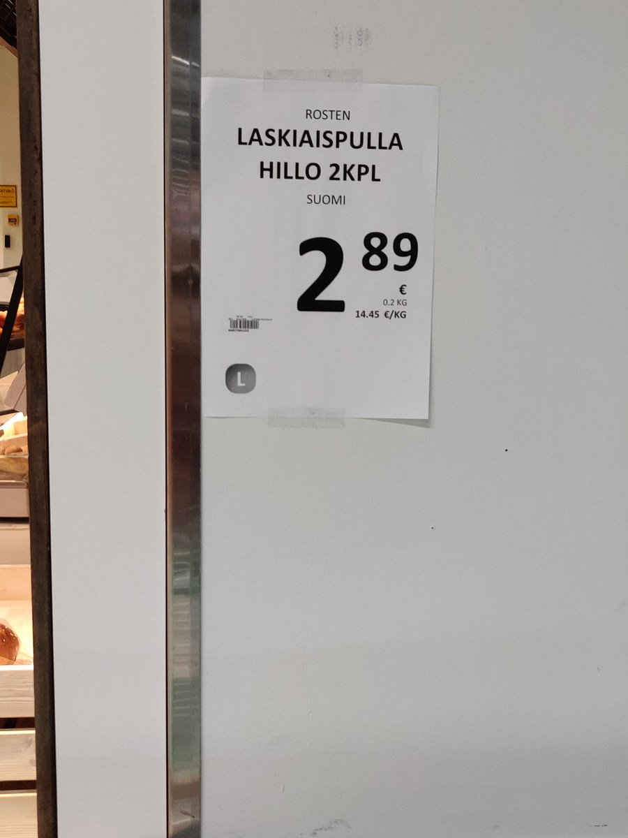 When they can't spell <a href="/ROSHTEINS/">Roshtein</a> name correct on a fastlagsbullar price tag. #laskiaispulla