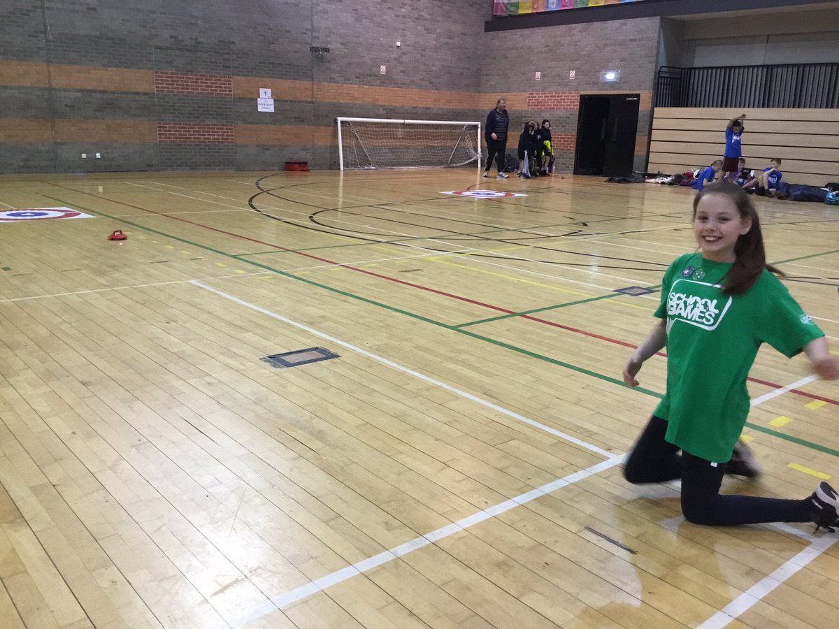 Whitehills_PE's tweet image. These 4 children have been a credit to Whitehills today representing @NorthamptonSSP in @NewAgeKurling at the @YourSchoolGames winter county finals. They came 4th, playing exceptionally well and displaying brilliant teamwork, respect, determination and self belief. 👏 👏 🥌