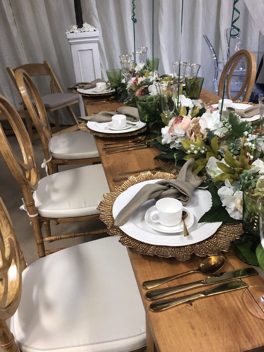 Mackenzie11131's tweet photo. @norfolksuffolkbrideandshows @BrideWedShow @banquetinghire.co.uk great day at the Norfolk Suffolk Wedding Show, lovely new stock from Banqueting Hie #Norfolk #Suffolk #weddings #events #catering #mackenziedavid https://t.co/SJkQUvYffc