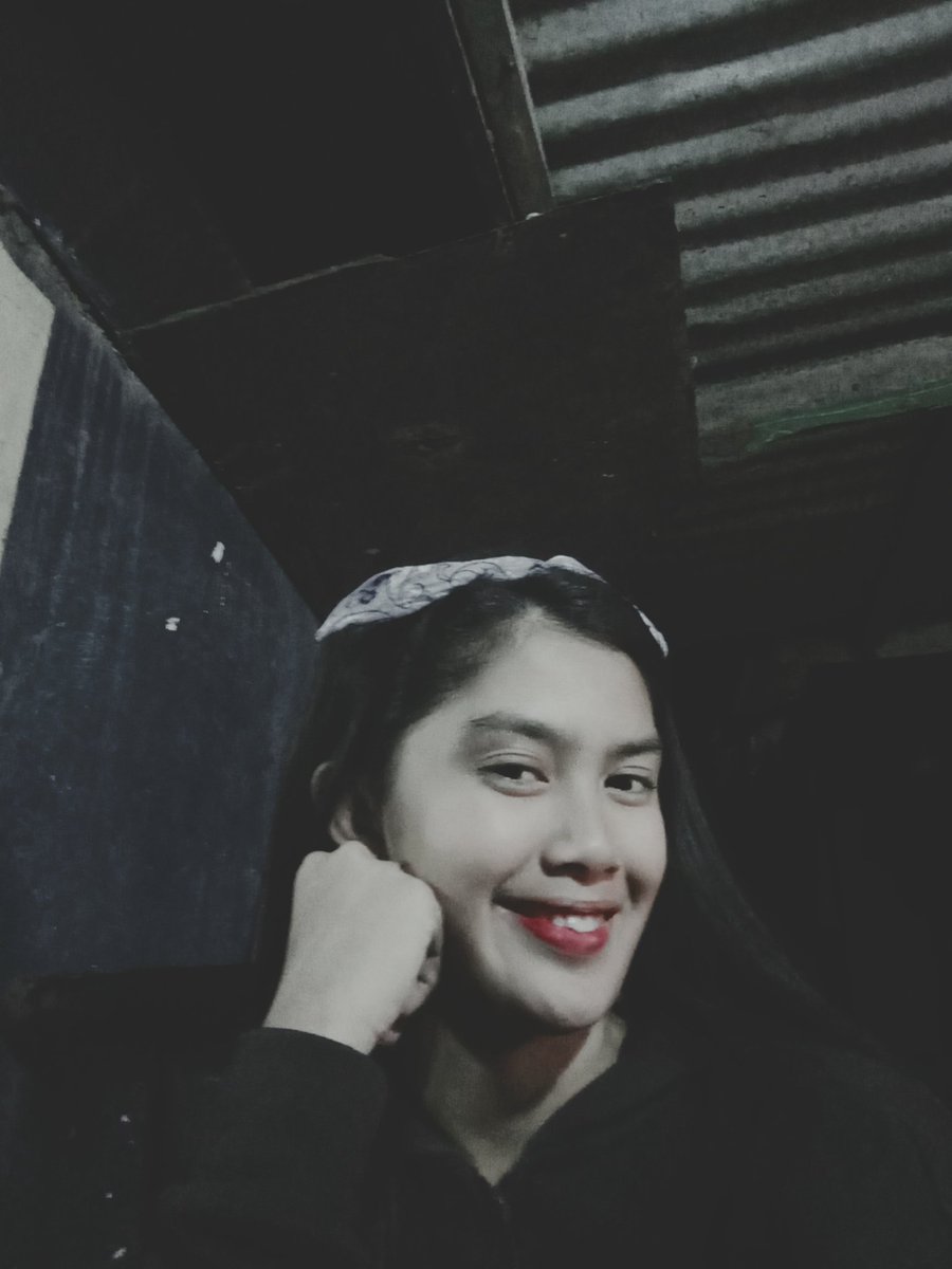bizeyyy's tweet photo. Black.👽 https://t.co/c6f43xhbKX