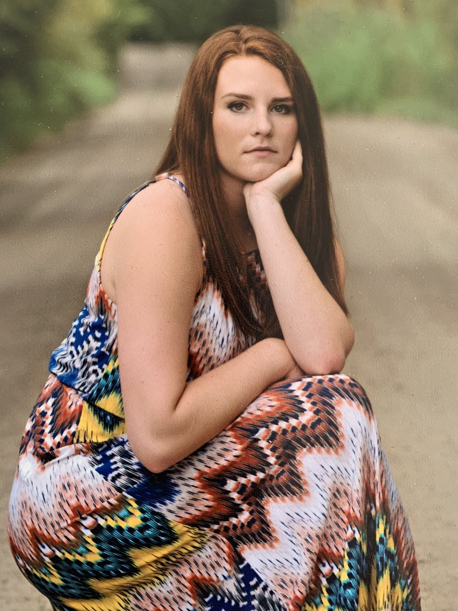 warstler13's tweet photo. Happy 22nd Birthday 🎈🎈 it’s been amazing watching you grow from a baby to a strong beautiful young lady 🎈🎈🎈love you. https://t.co/3MnN8f1jGi