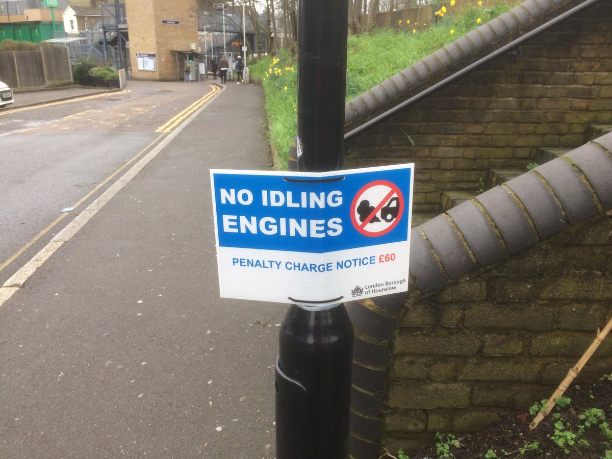 ProfColinDavis's tweet photo. I’m walking around West London today and keep seeing signs like this. Could we have some of these in Bristol, please? @BristolCouncil @carla_denyer @MarvinJRees @sandyhruthven @CleanAirBristol https://t.co/7jbS3otW11