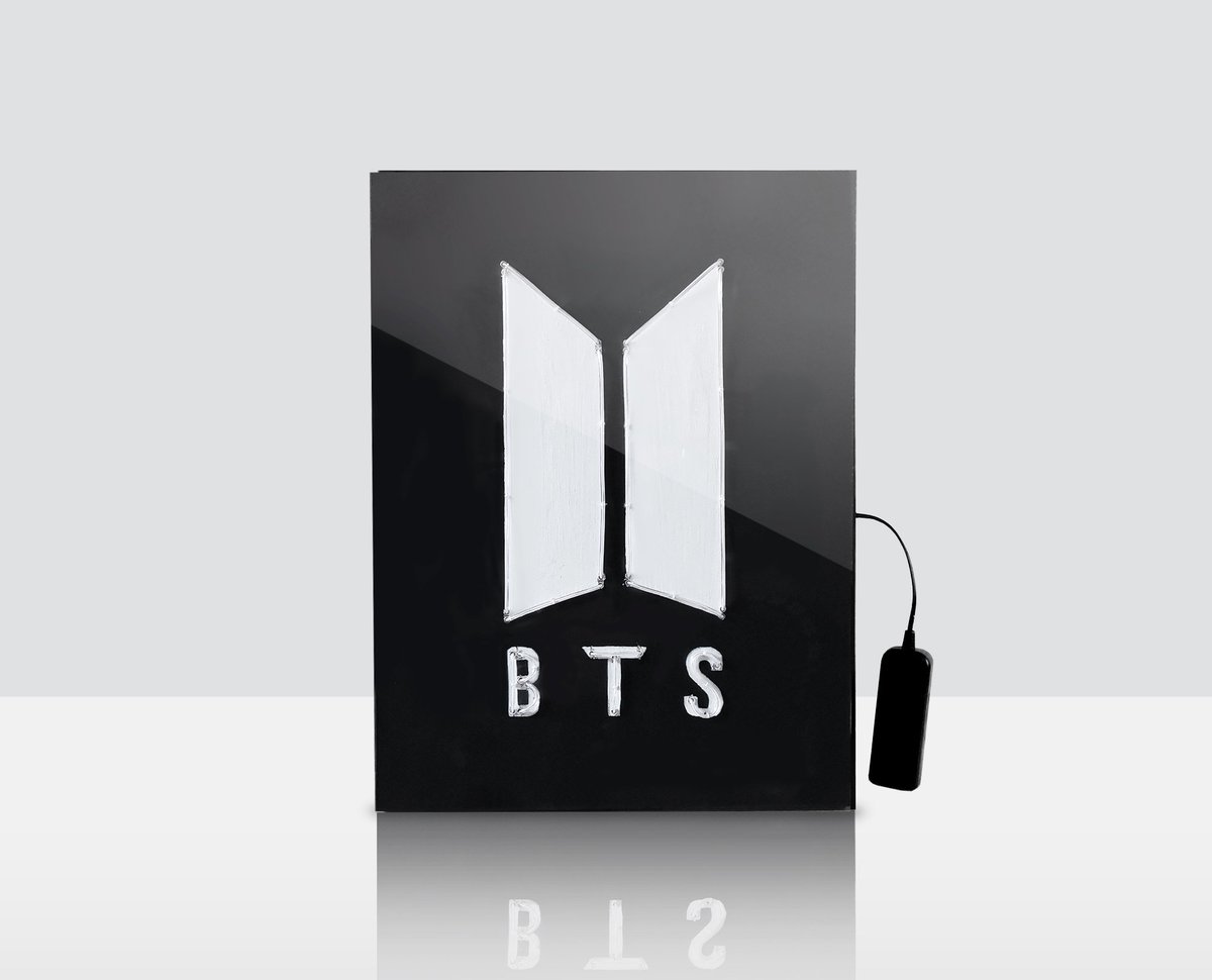 StoreBLN's tweet photo. BTS - 5x on sale now! https://t.co/kYNAkepnY9