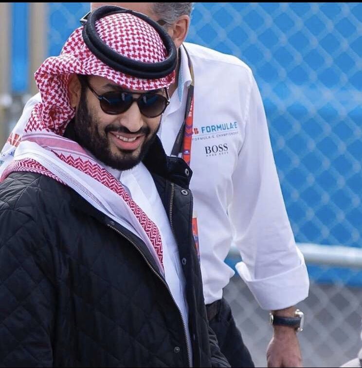 theyab121's tweet photo. @ameen20123 عزنا يا عزنا وقت اللزوم
بالطناخة واتخاذك للقرار 🇸🇦 https://t.co/EAnVlYHlvR
