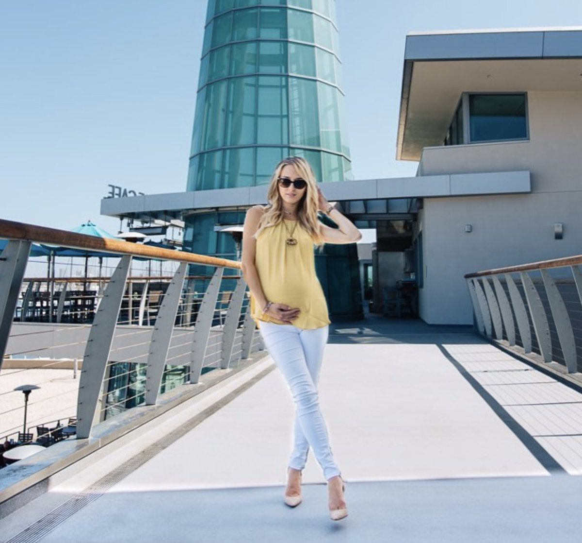 LighthouseNB's tweet photo. There are so many beautiful spots at Lighthouse, you’ll want to strike a pose. Make your reservation today: https://t.co/7QwwYgm0vU
•
📷: Instagram fan, @styled4paradise https://t.co/2aSQYTURjf