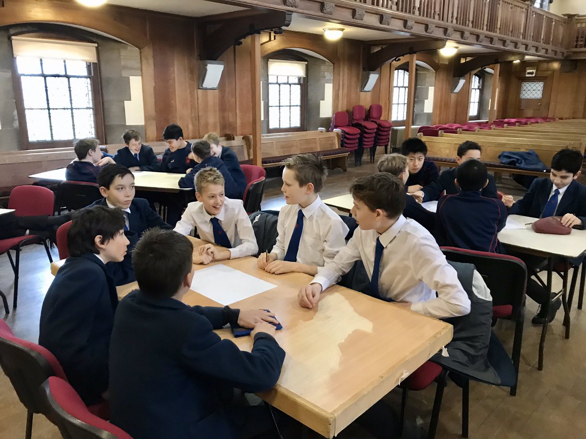 MerchiJuniors's tweet photo. Working as teams, planning, designing and making our Healthy Snack Bars #BTCK #fun #PitchForHealth #HealthyEating #EatingForSuccess #PSHE @Chartwells_UK @ChartwellsInd #UKBoarding #BSA #LifeSkills ๐๐๐ป https://t.co/j2xq4m2GvE