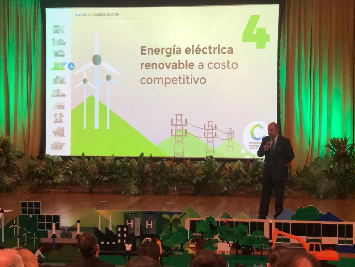 Acesolarcr's tweet photo. ACESOLAR presente el día de hoy en el primer aniversario del Plan de Descarbonización. 😊☀️ #EnergíaSolar #EnergíasRenovables #EnergíasLimpias https://t.co/FozfnWTeeX