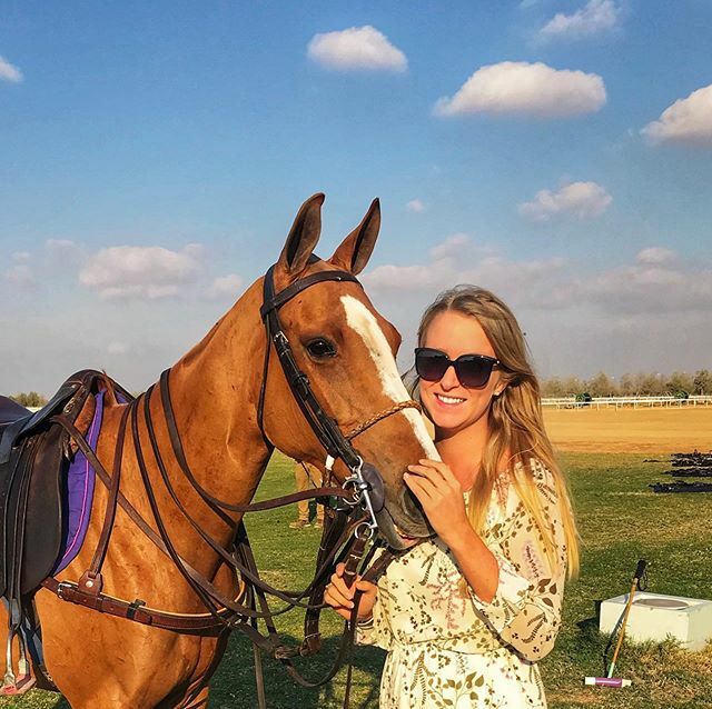 Pony snuggles around the world🌍 this was in Abu Dhabi a couple of years ago. ⁣
⁣
I have ridden horses in about 15 countries in 5 continents. Where should I go next?? ⁣
⁣
An African horse safari is definitely on my list, and Cappadocia in Turkey, … ift.tt/39Ujnmq