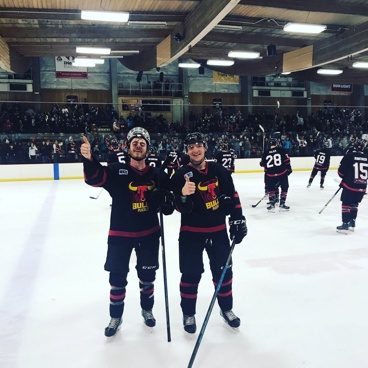 Pueblobulls's tweet photo. THANK YOU BULLS FANS! What an incredible atmosphere this weekend! Your support has been amazing in our inaugural season! We can’t wait to make a run for the Thorne Cup! 🐂🤘🏽🏒🥅🚨
#RunWithUs #PlayoffPush #PuebloProud #ThorneCup https://t.co/ynZrx2nGiU