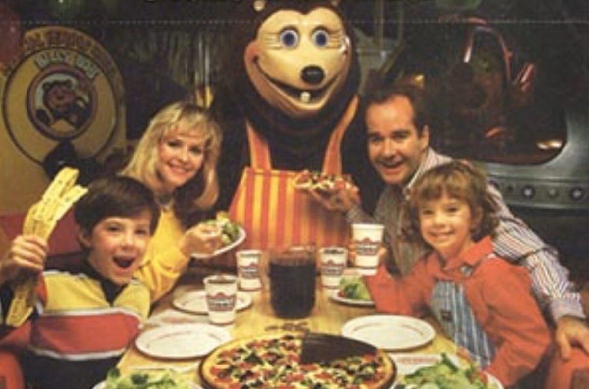 80sThen80sNow on Twitter: "Who Remembers Showbiz Pizza? (1980-1992) #ShowbizPizza #PizzaParty #Pizza #FastFood #BirthdayParties #BirthdayParty #Birthday #Party #Restaurant #Dinner… https://t.co/zYk0ls4aKm"