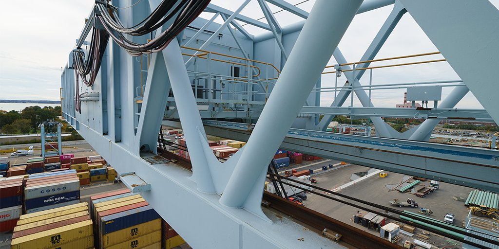 #DidYouKnow that ship crane productivity has increased more than 30 percent over the past five years to an average of 33 moves per hour? Learn more #ConleyTerminalFacts: ow.ly/ab2S50xWnrW