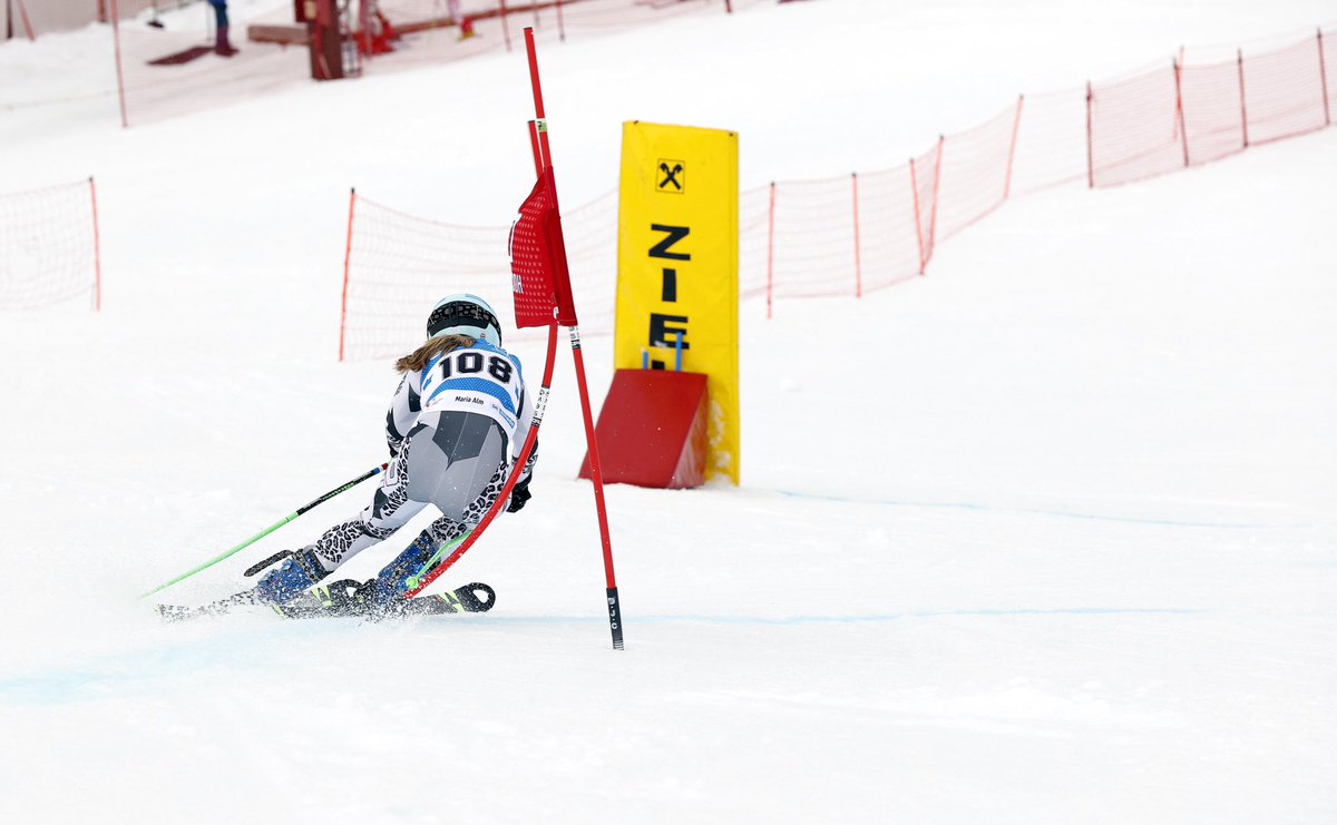 Dit weekend 2 wedstrijden gehad. Ik werd op de SMN Cup 3e en Kidscup 5e. Ik ben blij met deze resultaten. Op naar woensdag de volgende wedstrijd. <a href="/SRDteamNL/">Ski Racing Development</a> #njk #alpineskiing