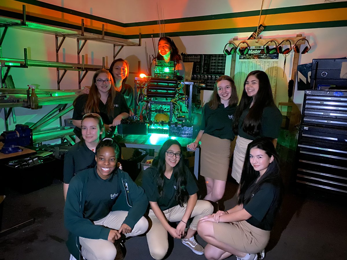 RoboVikes tweet media