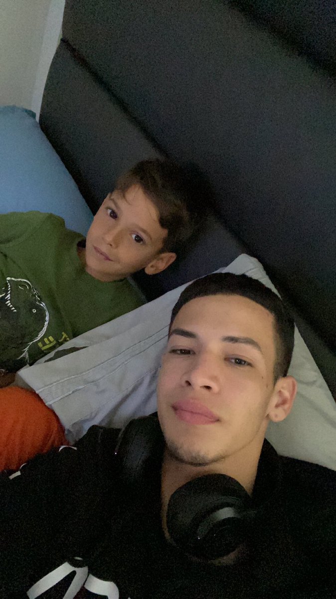 _caarloos11's tweet photo. Brother love is a different type of love❤️💯 https://t.co/n75T4CDHpW