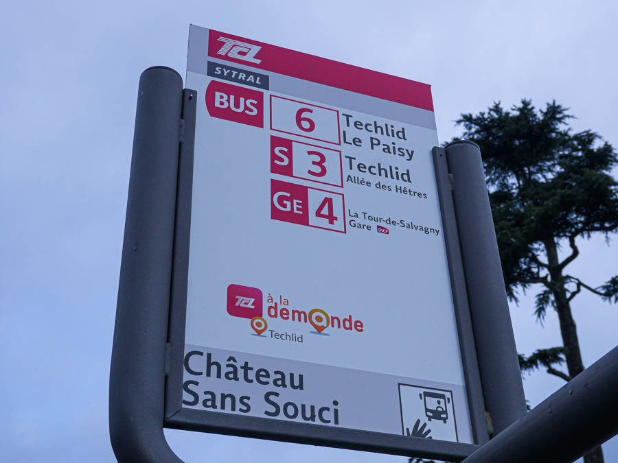 SYTRALmobilites's tweet photo. La nouvelle solution de transport #TCLĂ laDemande est dĂ©ployĂ©e dans la zone #Techlid et les communes de Collonges-au-Mont-dâOr, Saint-Cyr-au-Mont-dâOr, Saint-Didier-au-Mont-dâOr, Lissieu et Limonest đ±đ
RĂ©servez votre trajet quand vous le souhaitez !đ
âĄïžhttps://t.co/KC2gbfkjeh https://t.co/htoLBEVi5l