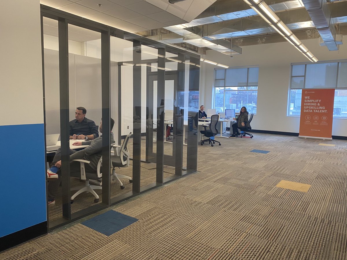 QuantHub's tweet photo. New week, new office! We’re thrilled to be settling into our new office at @innovationdepot.
Come by and see us!
#bhamtech #madeinalabama https://t.co/RF4FZ6lcAA