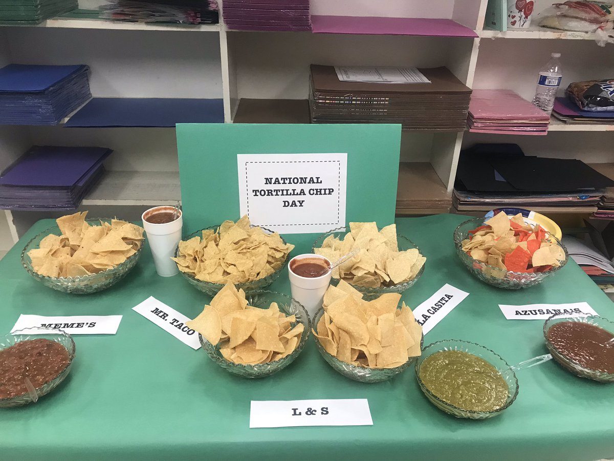 valleygirl78577's tweet image. Celebrating National Tortilla Chip Day with our staff at Luling Primary!
Thank you L &amp;amp; S, Meme’s, Mr. Taco, La Casita and Azusana’s for our yummy treats!!
#LulingPrimary
#LulingISD