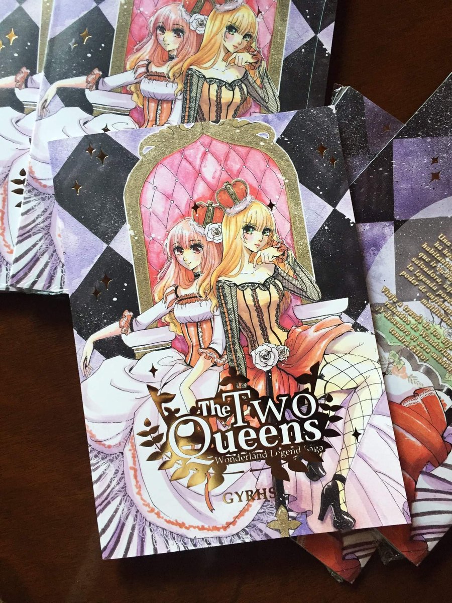 KokoRoRevista's tweet photo. Lindos recuerdos!
Una breve reseña de #TheTwoQueens, de la autora @_gyrhs 👑✨ Por el blog de #UnicornCarnival ✨ https://t.co/gwr7PniHqV 🐇✨.
.
¿Te gustaría leer los tomos de #WonderlandLegend? ¡Entra a https://t.co/gLase33DUh!? https://t.co/bSdrn6s2GD