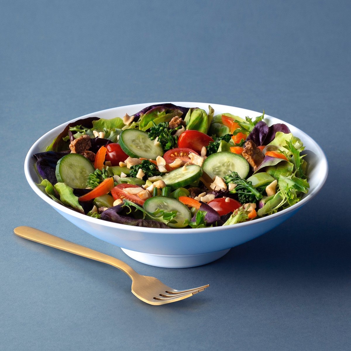 The best Mondays involve someone else making a really great lunch for you 😇 (like the Thai Steak Salad pictured here)