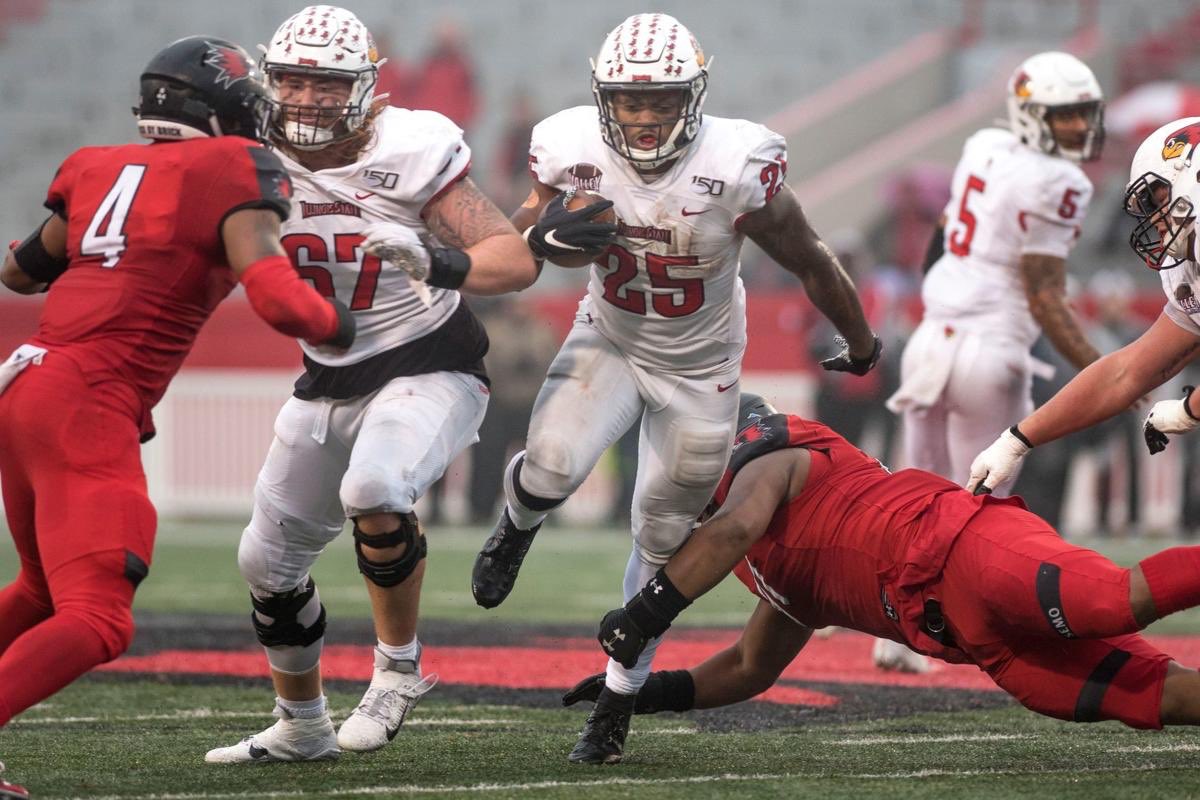 carsonsteele's tweet photo. Blessed to receive an offer from Illinois  state !! 🔴⚪️  @Coach_Etheridge https://t.co/HCXHG8NsCZ