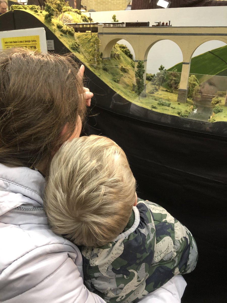 Over 3,200 people flocked to the annual Milton Keynes Model Railway Society (MKMRS) exhibition on the weekend of Saturday 15th and Sunday 16th February at Stantonbury Leisure Centre.

Organisers were especially pleased to welcome over 900 children (aged over 5) to the show.