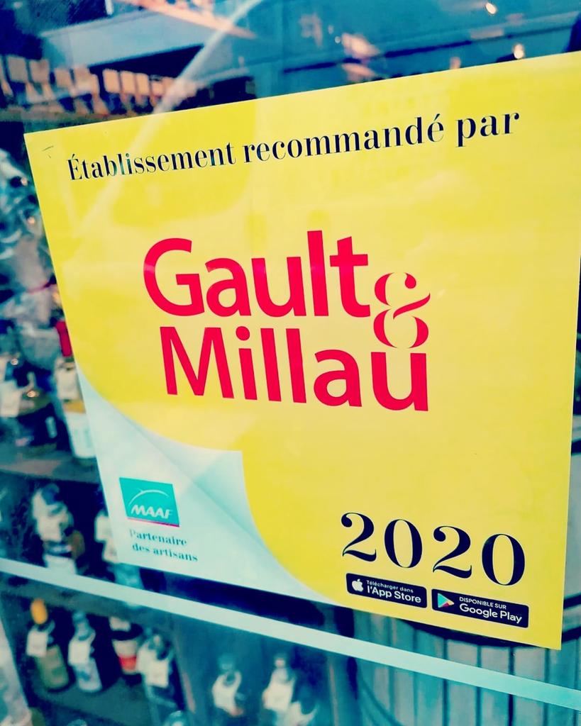 BiBoViNo85's tweet photo. Merci au Gault&Millau pour ce joli autocollant 😍.
Retrouvez nous dès maintenant dans l'application mobile Gault&Millau Artisanat 2020...
#bibovino #vino #wine #winelover #wines https://t.co/838twPIR8I